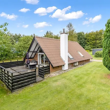 Engelbertine - 30km From The Sea By Interhome *