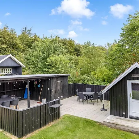 Engelbertine - 30km From The Sea By Interhome *